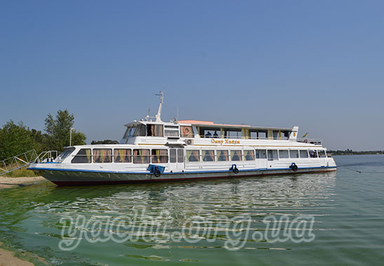 Катер "Омар Хайям"