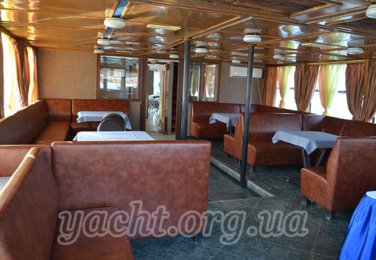 Катер "Омар Хайям"